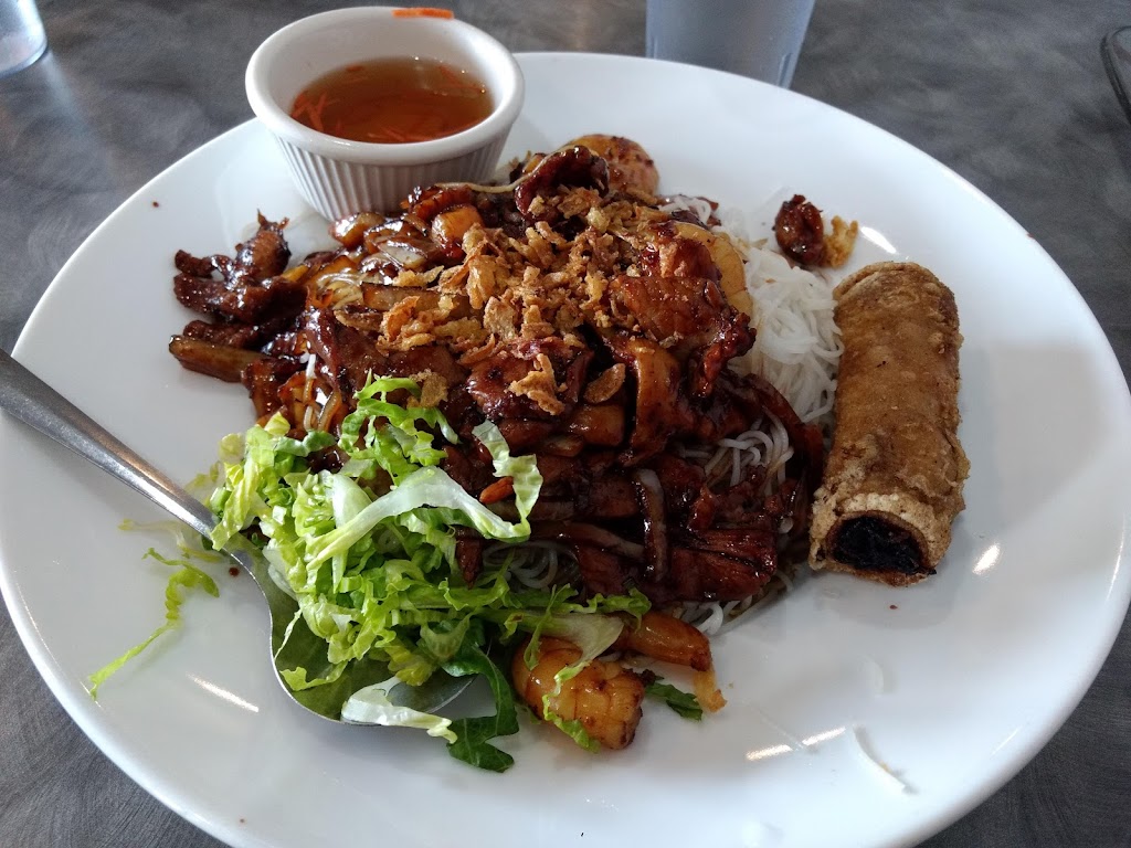 Spicy Peppercorn Chinese & Vietnamese Restaurant | 3590 6 Ave E, Prince Albert, SK S6V 7S5, Canada | Phone: (306) 763-7755