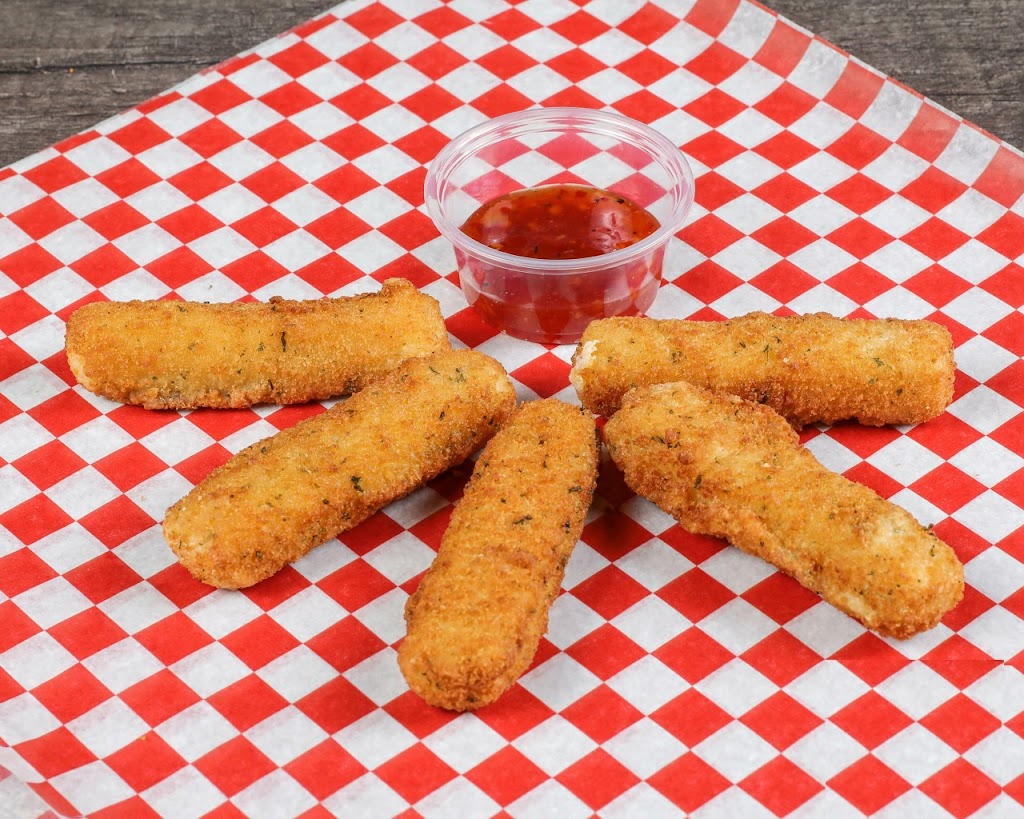WOW! Wing House | 34 Avondale Blvd, Brampton, ON L6T 1H3, Canada | Phone: (905) 216-1994