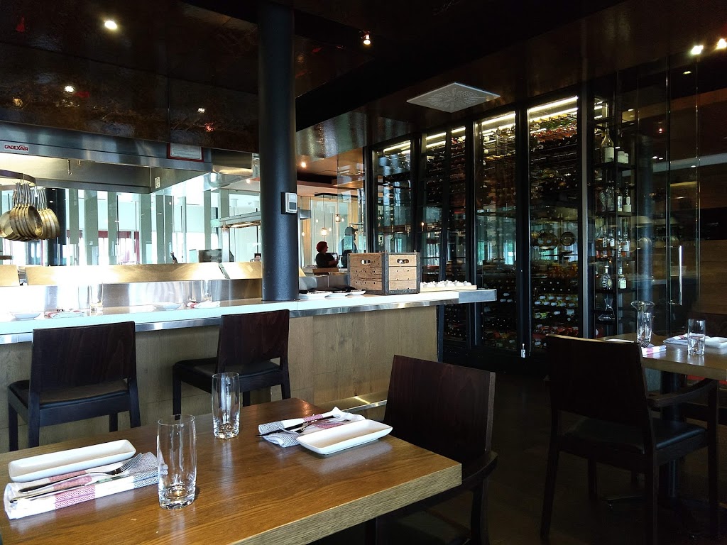 Restaurant Le Bercail | 50 Rue de la Ferme, Baie-Saint-Paul, QC G3Z 0G2, Canada | Phone: (844) 240-4700