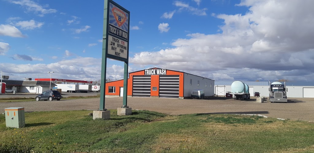 Super B Truck & RV Wash Ltd | N Service Rd, Moose Jaw, SK S0H 0N0, Canada | Phone: (306) 691-6617