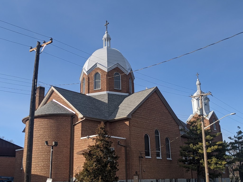 M&M Roofing & Exteriors | 169 Luxton Ave, Winnipeg, MB R2W 0L8, Canada | Phone: (204) 783-7663