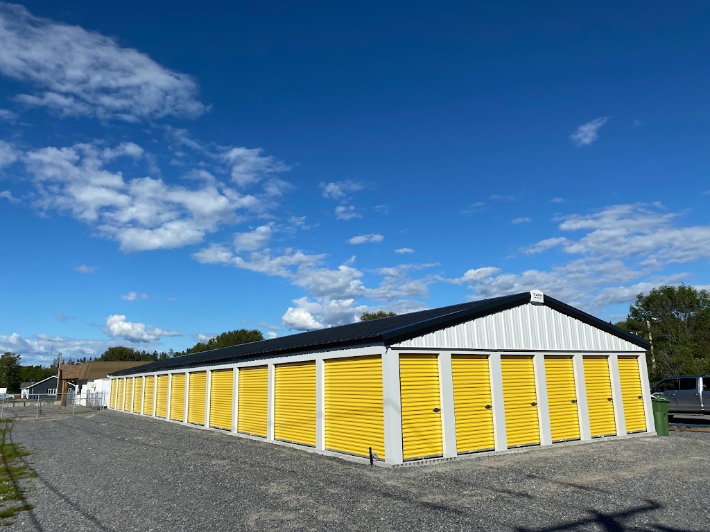 Entreposage de Fondateurs | 906 Rte des Fondateurs, Larouche, QC G0W 1Z0, Canada | Phone: (418) 817-3597