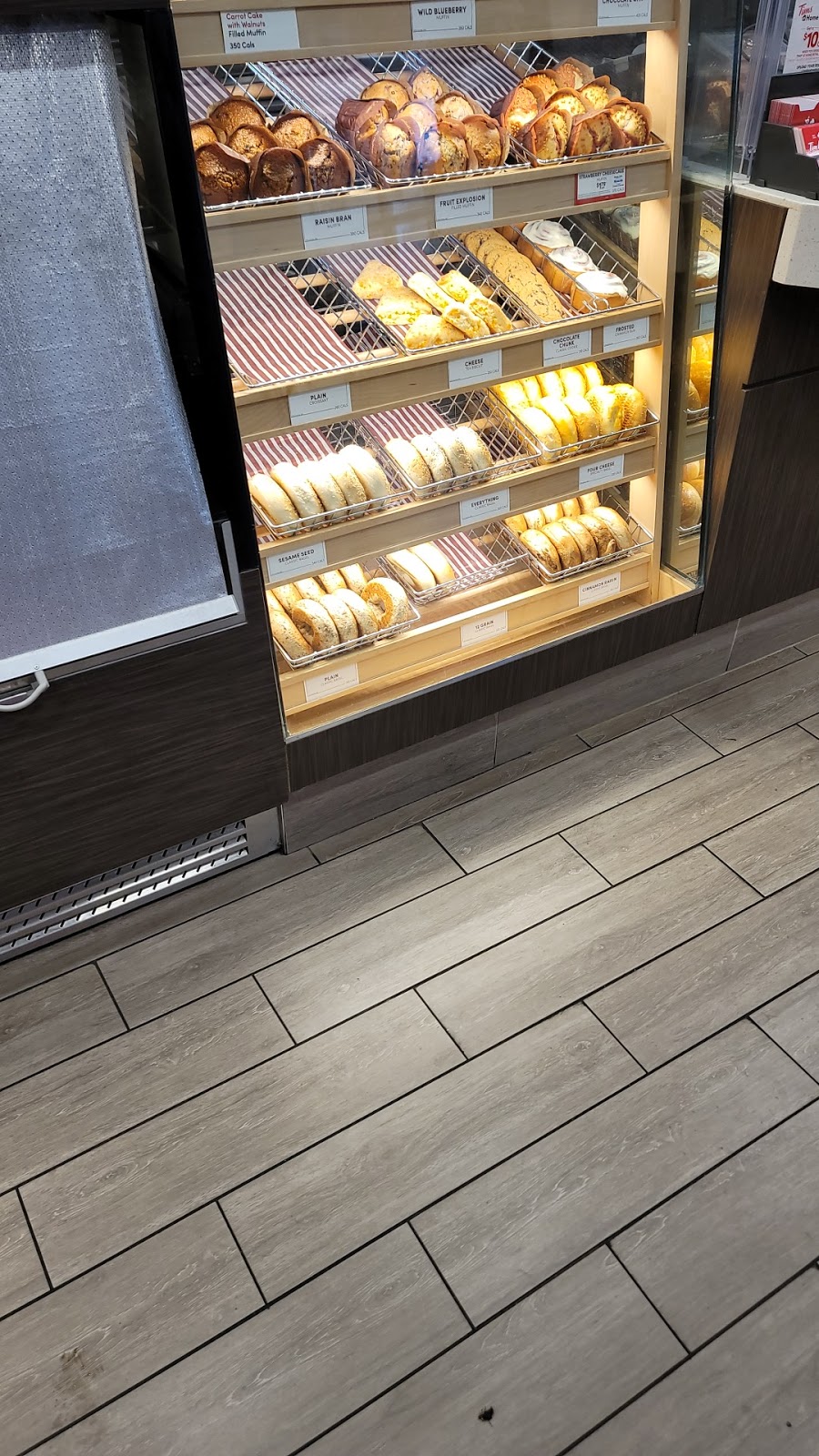 Tim Hortons | 1584 Merivale Rd, Nepean, ON K2G 3K1, Canada | Phone: (613) 723-1404