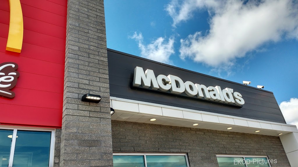 McDonalds | 250 Shawville Blvd SE #10, Calgary, AB T2Y 2Z7, Canada | Phone: (403) 254-0310