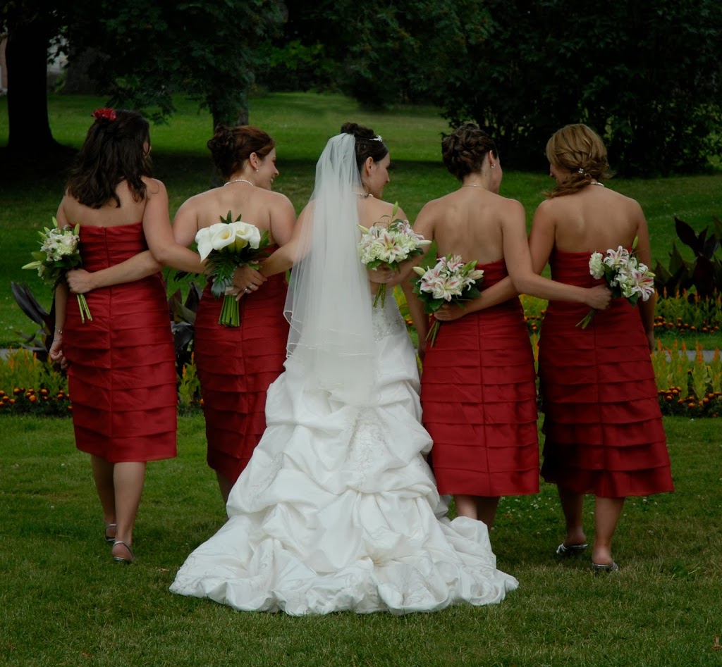 COBOURG Lasting Memories Bridal & Evening Wear | Evening Appointments Available, 158 Hibernia St, Cobourg, ON K9A 3J8, Canada | Phone: (905) 373-1312