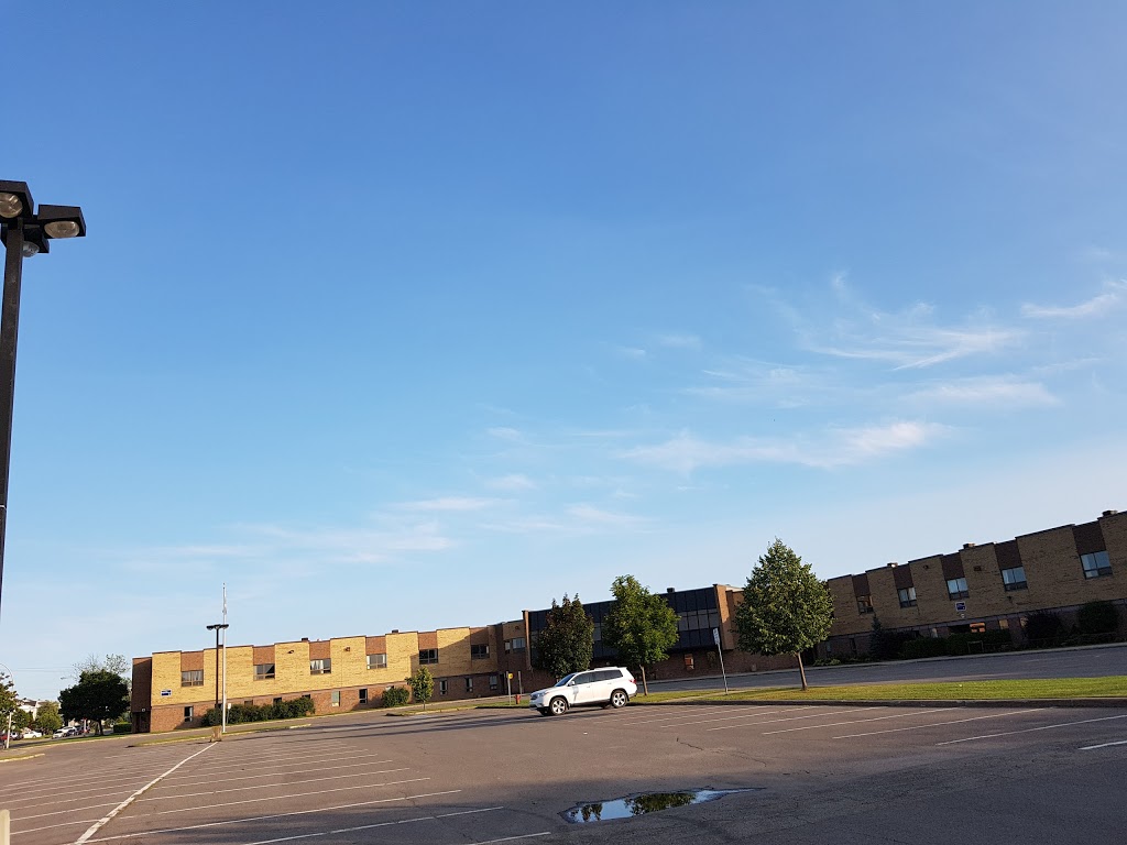 School Odyssey Des Jeunes | 4600 Rue Cyrille-Delage, Laval, QC H7K 2S4, Canada | Phone: (450) 662-7000