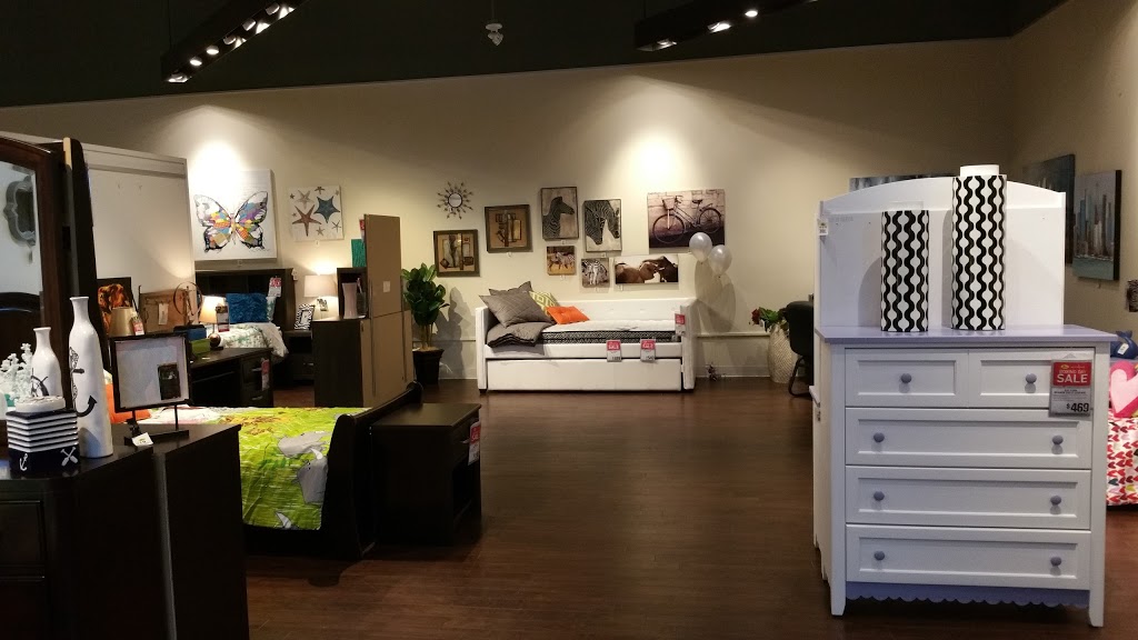 Leons Furniture | 2070 Dundas St E, Mississauga, ON L4X 1L9, Canada | Phone: (905) 848-5366