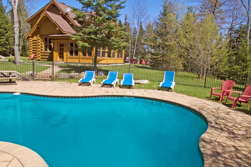 Blue Bear Chalet Spa Nature | 17 Chemin du Cardinal, Mille-Isles, QC J0R 1A0, Canada | Phone: (877) 309-7347