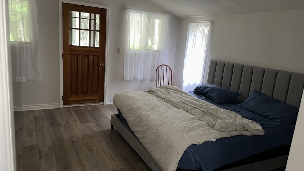Evergreen Chalet | 66 Harpur Dr, Tobermory, ON N0H 2R0, Canada | Phone: (437) 238-3984