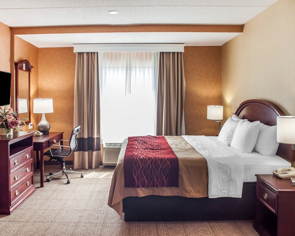 Comfort Inn Near Walden Galleria Mall | 475 Dingens St, Cheektowaga, NY 14206, USA | Phone: (716) 559-1512