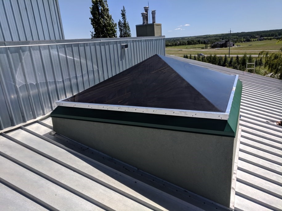 Skylight Pros | 1228 Hunterburn Crescent NW, Calgary, AB T2K 4T2, Canada | Phone: (403) 908-1111