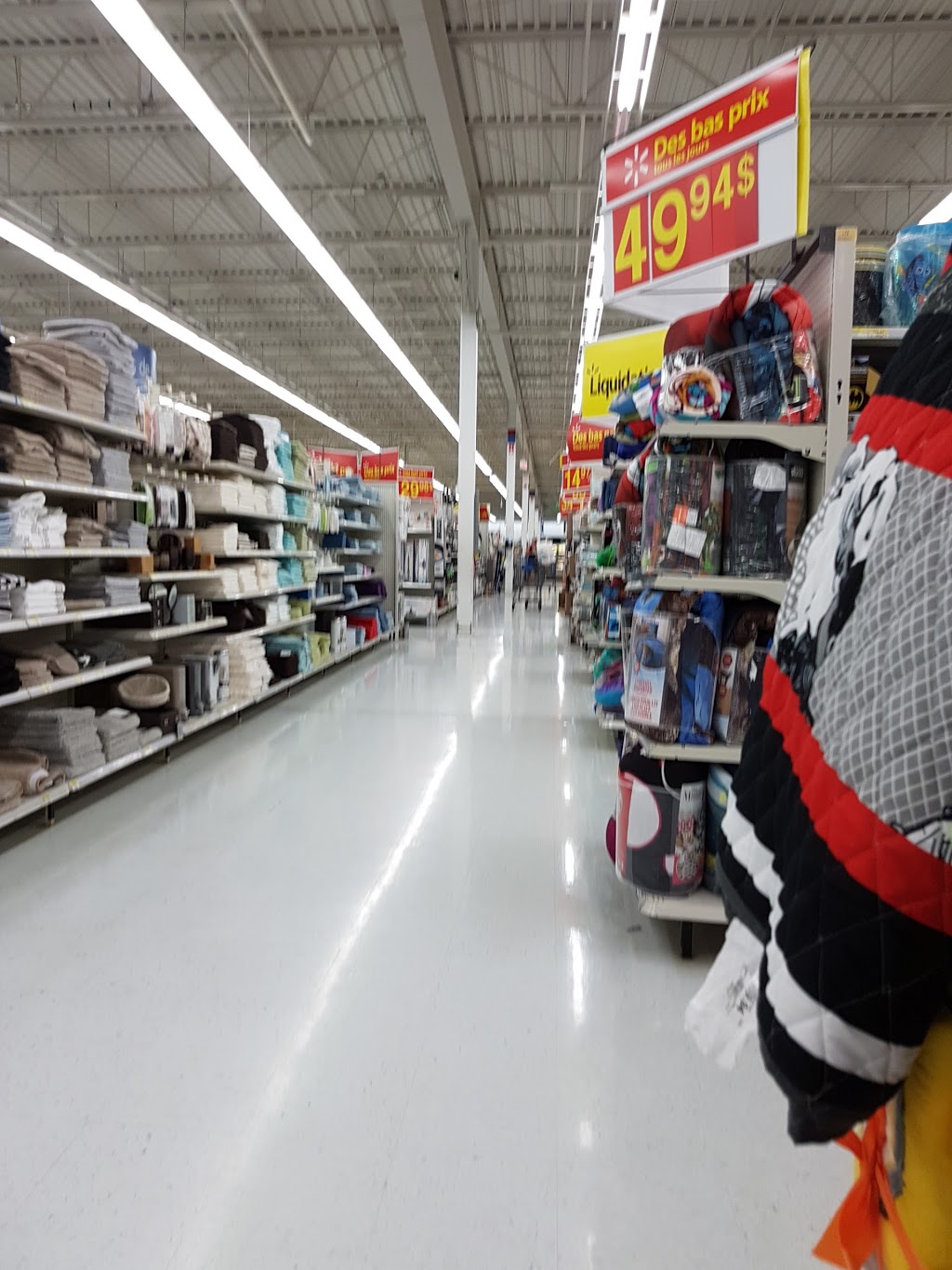 Walmart Supercentre | 17 000, Route Transcanadienne, Kirkland, QC H9J 2M5, Canada | Phone: (514) 695-3040