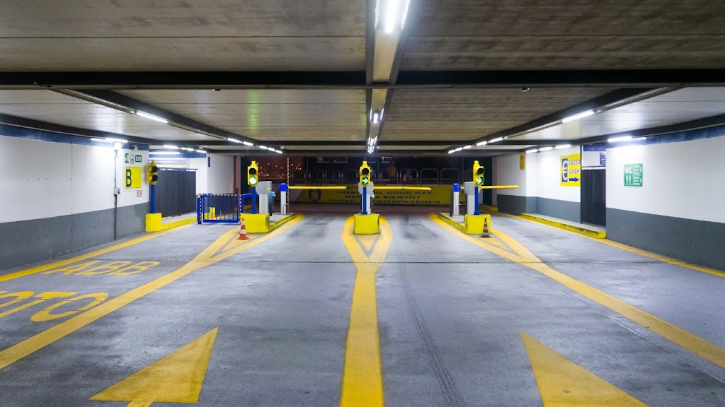On The Level Facility Services | 4041 74 Ave SE Bay 5, Calgary, AB T2C 2H9, Canada | Phone: (587) 896-4329