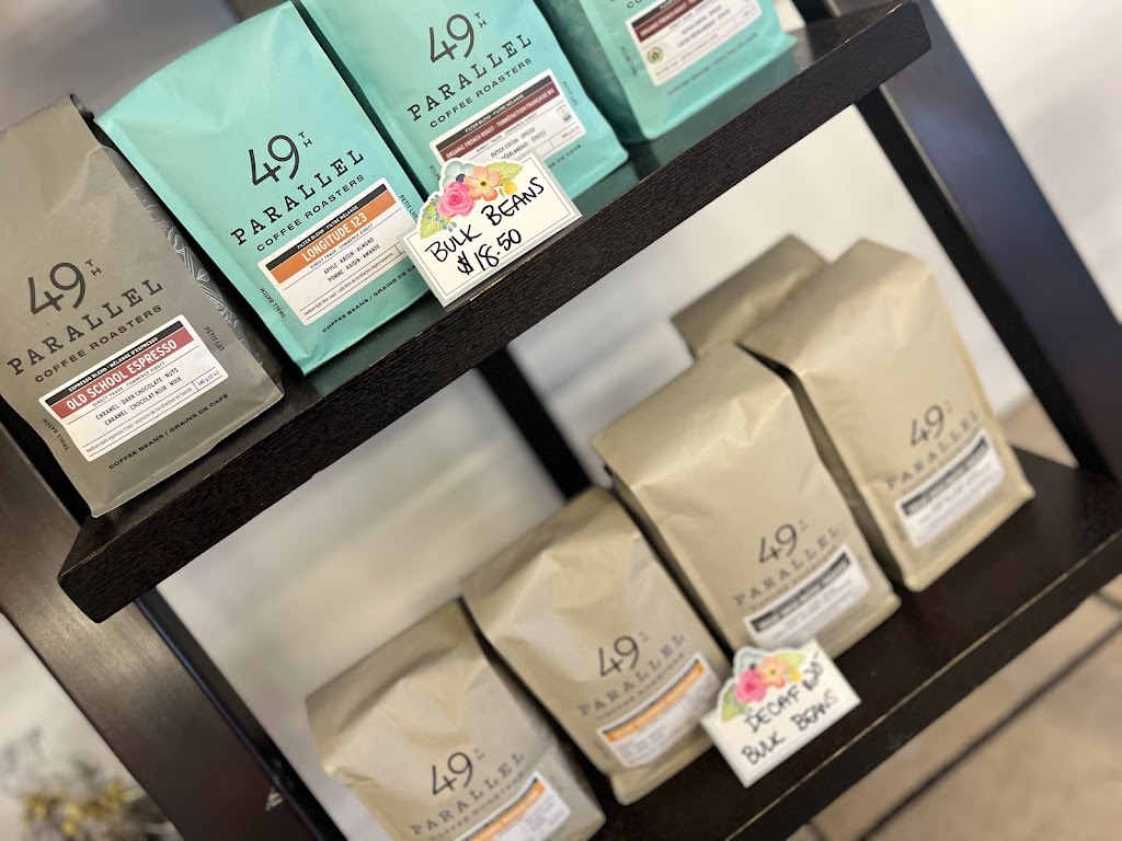 Cafe Vero | 3831 40 Avenue Inside Eastview Apple Drugs, Red Deer, AB T4N 2W4, Canada | Phone: (587) 447-2088