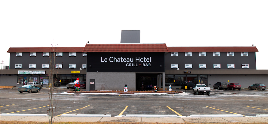 Camrose Le Chateau Hotel | 3911 48 Ave, Camrose, AB T4V 2Z1, Canada | Phone: (780) 678-4007