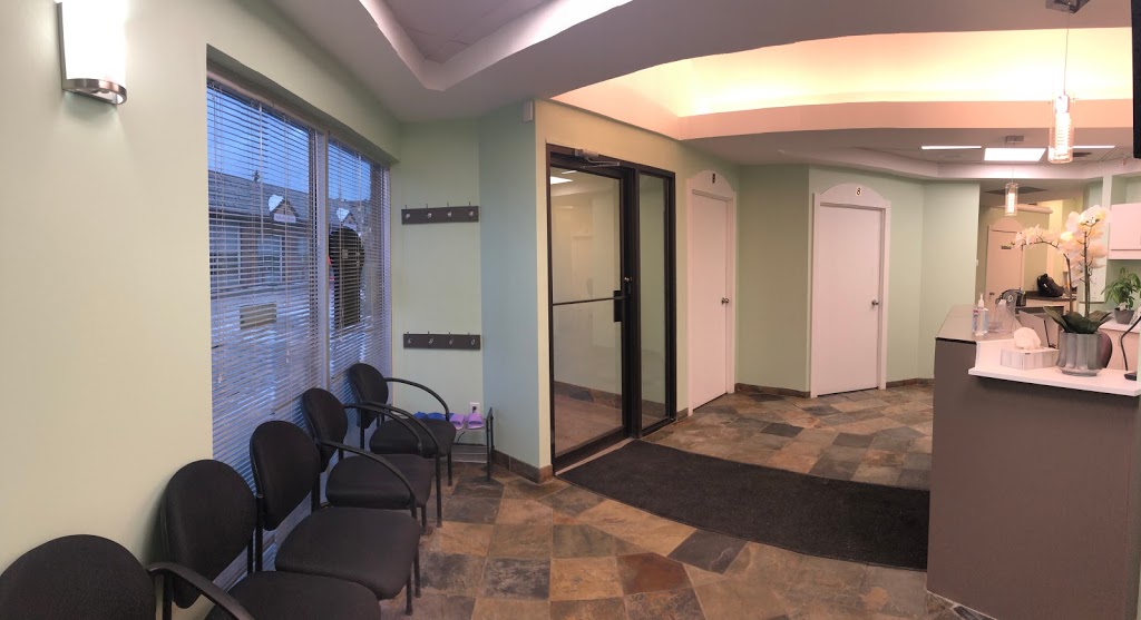 Motion Focus & Sports Clinic | 20-217 Hawksbrow Dr NW, Hawkwood, Northwest, Calgary, AB T3G 3K2, Canada | Phone: (403) 375-7676