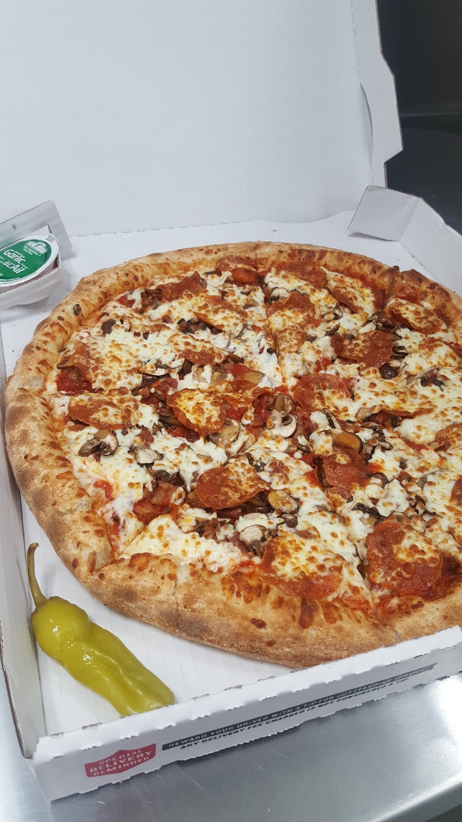 Papa Johns Pizza | 8338 18 St SE #362, Calgary, AB T2C 4E4, Canada | Phone: (403) 873-1234
