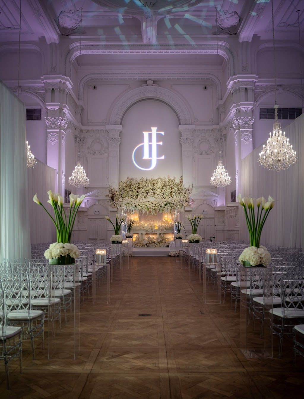 EM Events | 8170 Chem. Devonshire, Mont-Royal, QC H4P 1K4, Canada | Phone: (514) 889-1116