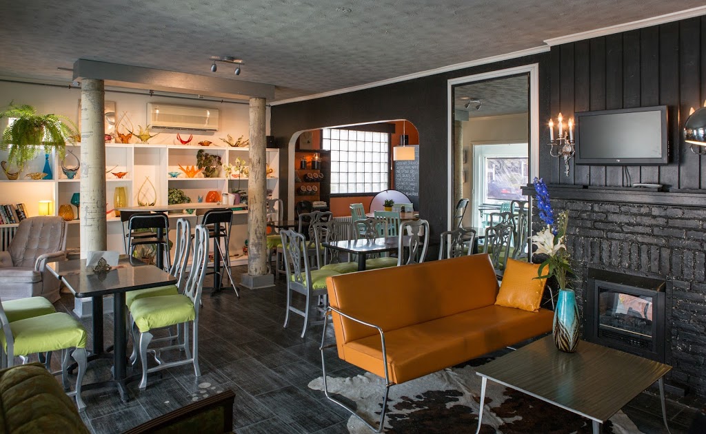 Flying Squirrel Bistro inc. | 27 Main St W, Port Colborne, ON L3K 3T8, Canada | Phone: (289) 836-8382