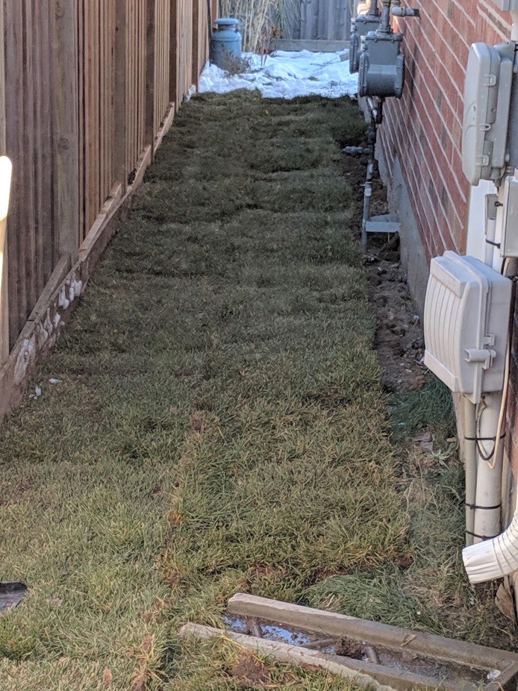 DL landscaping | 44 San Felice Ln, Hamilton, ON L9B 0B5, Canada | Phone: (905) 741-9981