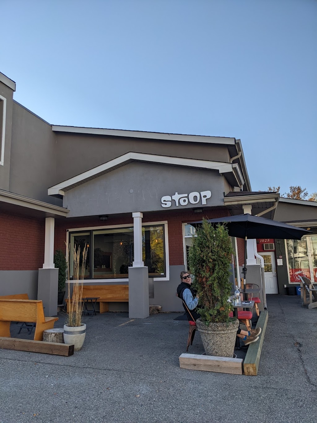 Stoop Cafe | 1027 Russet Rd NE, Calgary, AB T2E 5L2, Canada | Phone: (825) 408-0303