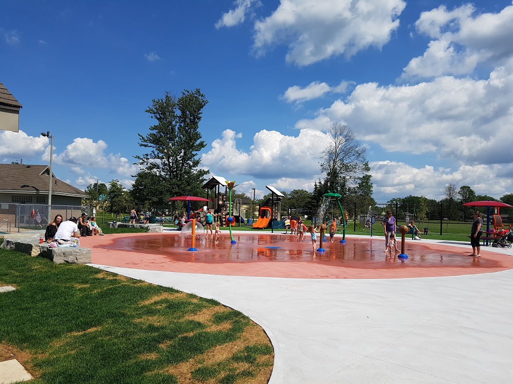 Buck Hinsperger Pool | 3970 Welland St, Niagara Falls, ON L2G 6Z9, Canada | Phone: (905) 295-7063