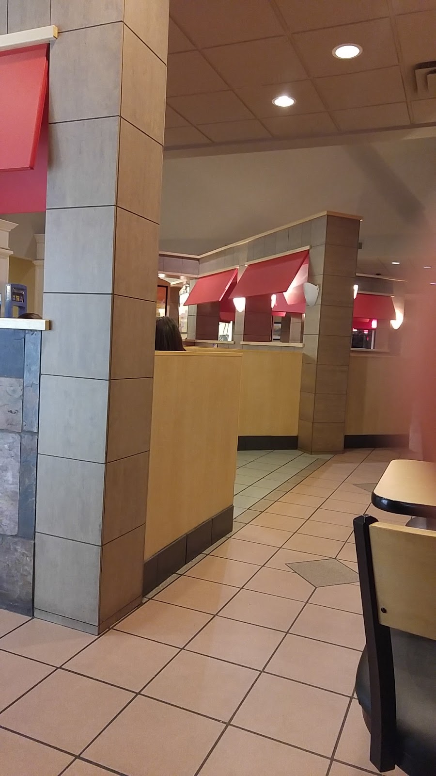 Dairy Queen | 828 Chemong Rd, Peterborough, ON K9H 5Z7, Canada | Phone: (705) 745-3002