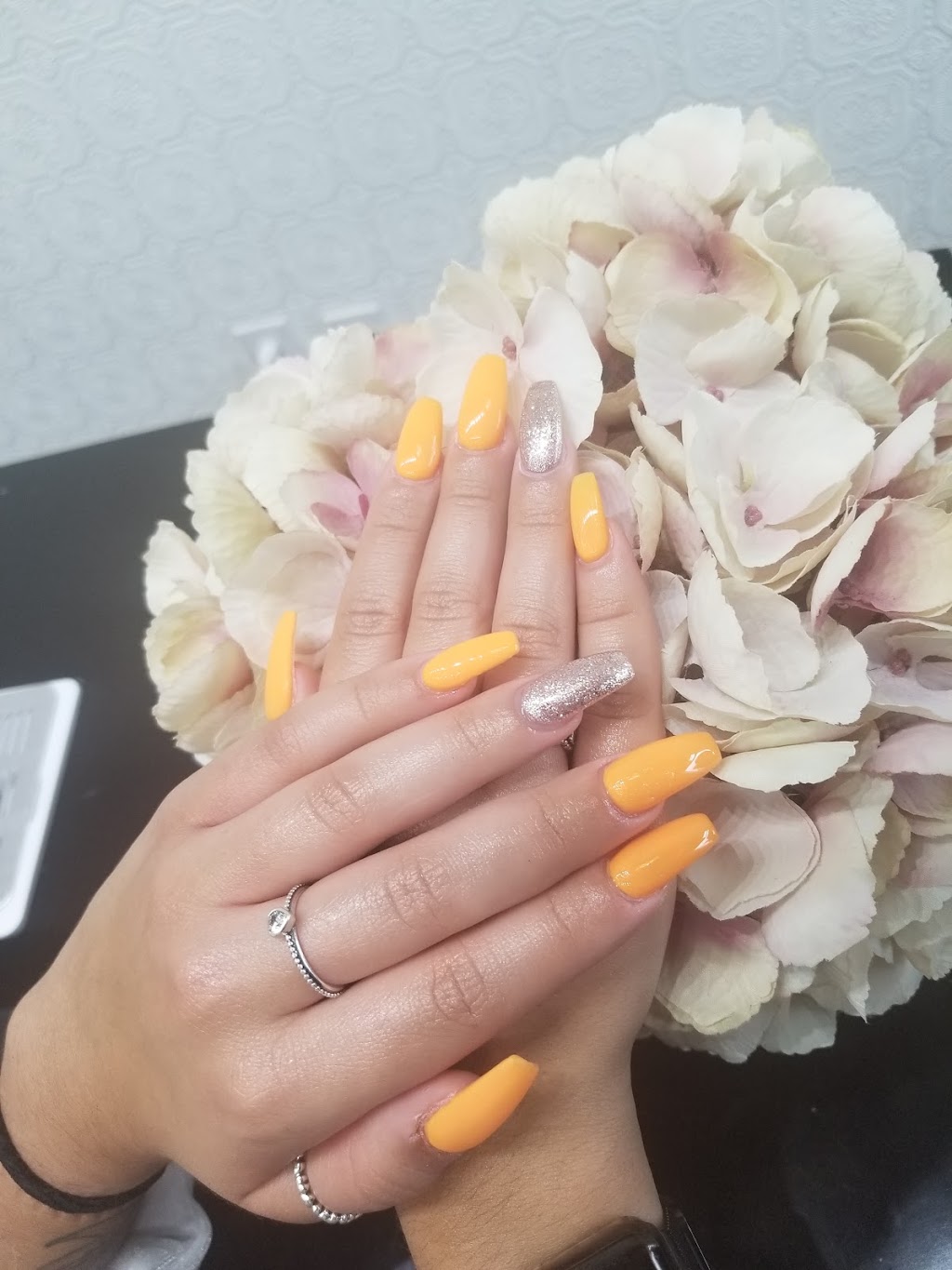 BellaBar Nails Spa | 3883 Rutherford Road, Unit# 7A, Vaughan, ON L4L 9R8, Canada | Phone: (905) 605-7111
