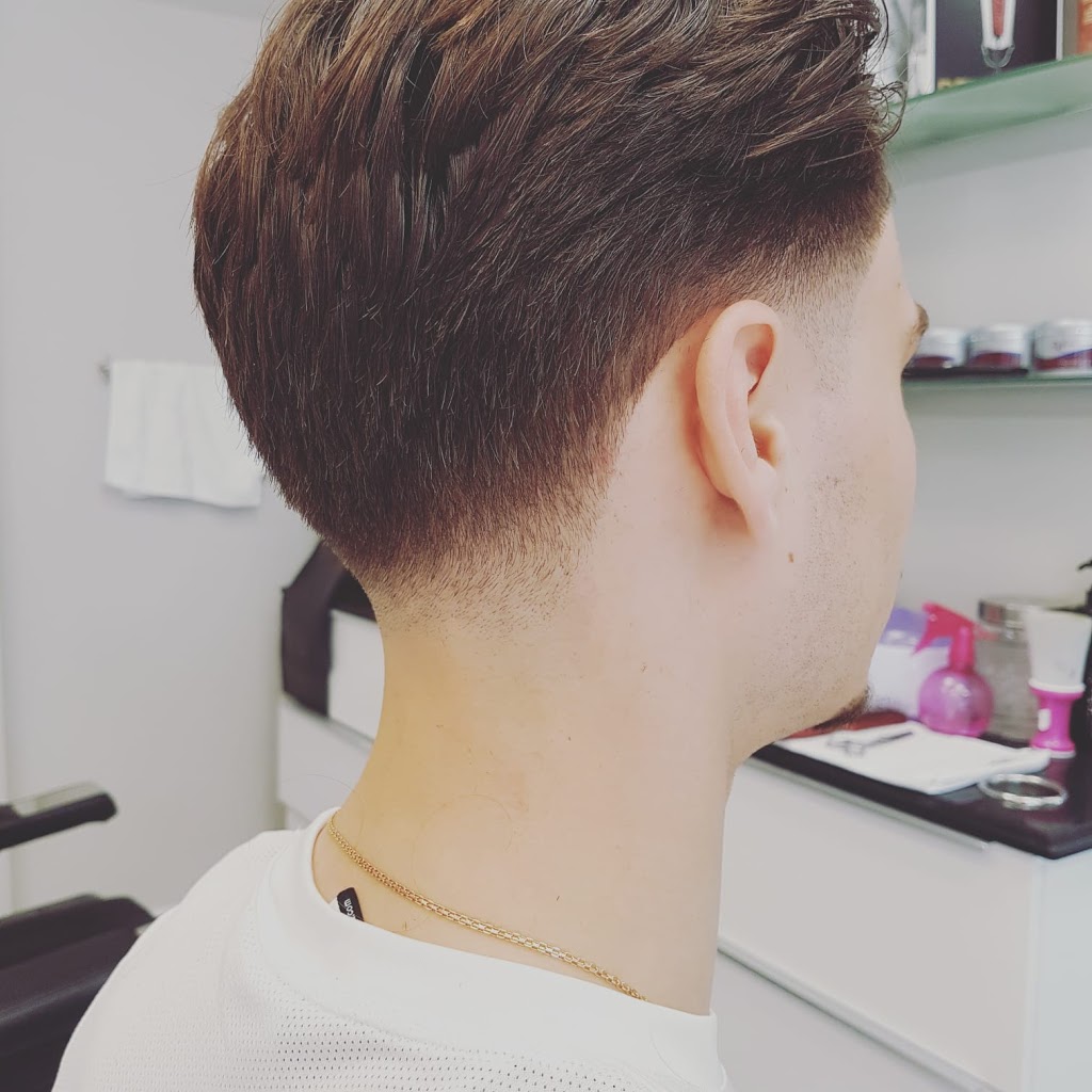 Abes Hairdesign Barbershop | 394 Plains Rd E, Burlington, ON L7T 2C8, Canada | Phone: (905) 632-2237