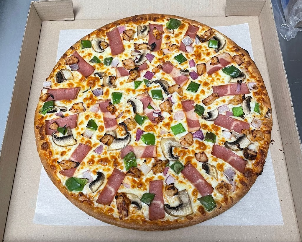 Chicagos Pizza Twist - (Gladwin Road) Abbotsford, BC | 3050 Gladwin Rd Unit 115, Abbotsford, BC V2T 0H5, Canada | Phone: (604) 239-4300