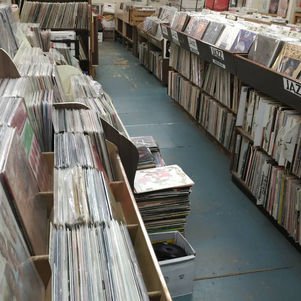 Aladdins Antiques and Records | 427 W Holly St, Bellingham, WA 98225, USA | Phone: (360) 647-0066