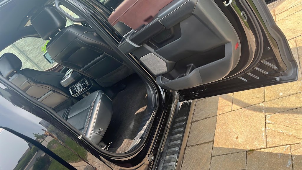 H&R MOBILE DETAILING CAR WASH | 200 Sandringham Crescent, London, ON N6C 5B6, Canada | Phone: (226) 927-6904