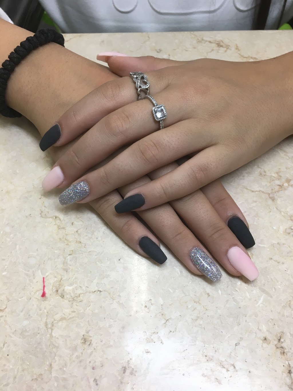 K.D. Nail Salon | 1099 Weber St E, Kitchener, ON N2A 1B7, Canada | Phone: (519) 748-9045