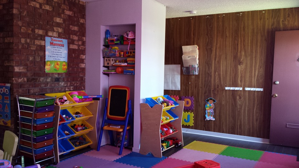 Kliezl and Friends Daycare | 13114 107 Ave, Surrey, BC V3T 2G3, Canada | Phone: (778) 251-7047
