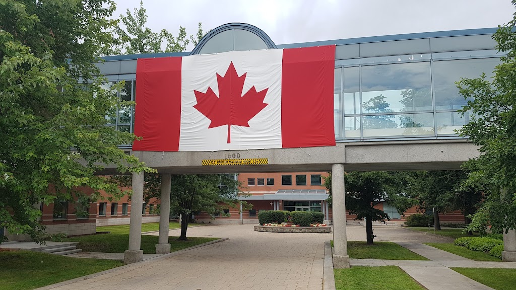 Canadian Blood Services | 1800 Alta Vista Dr, Ottawa, ON K1G 4J5, Canada | Phone: (613) 739-2300