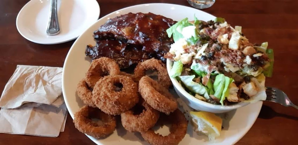 La Cage - Brasserie sportive | 539 Boulevard Sir-Wilfrid-Laurier, Mont-Saint-Hilaire, QC J3H 4X7, Canada | Phone: (450) 813-9001