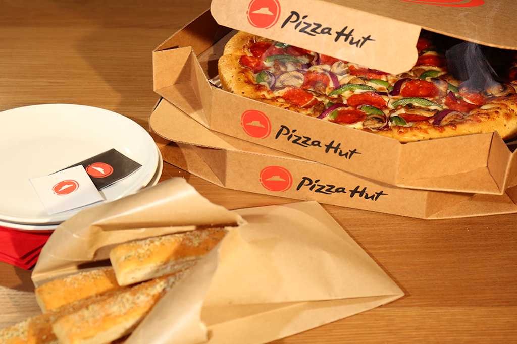 Pizza Hut | 5565 Camp Rd, Hamburg, NY 14075, USA | Phone: (716) 648-4120