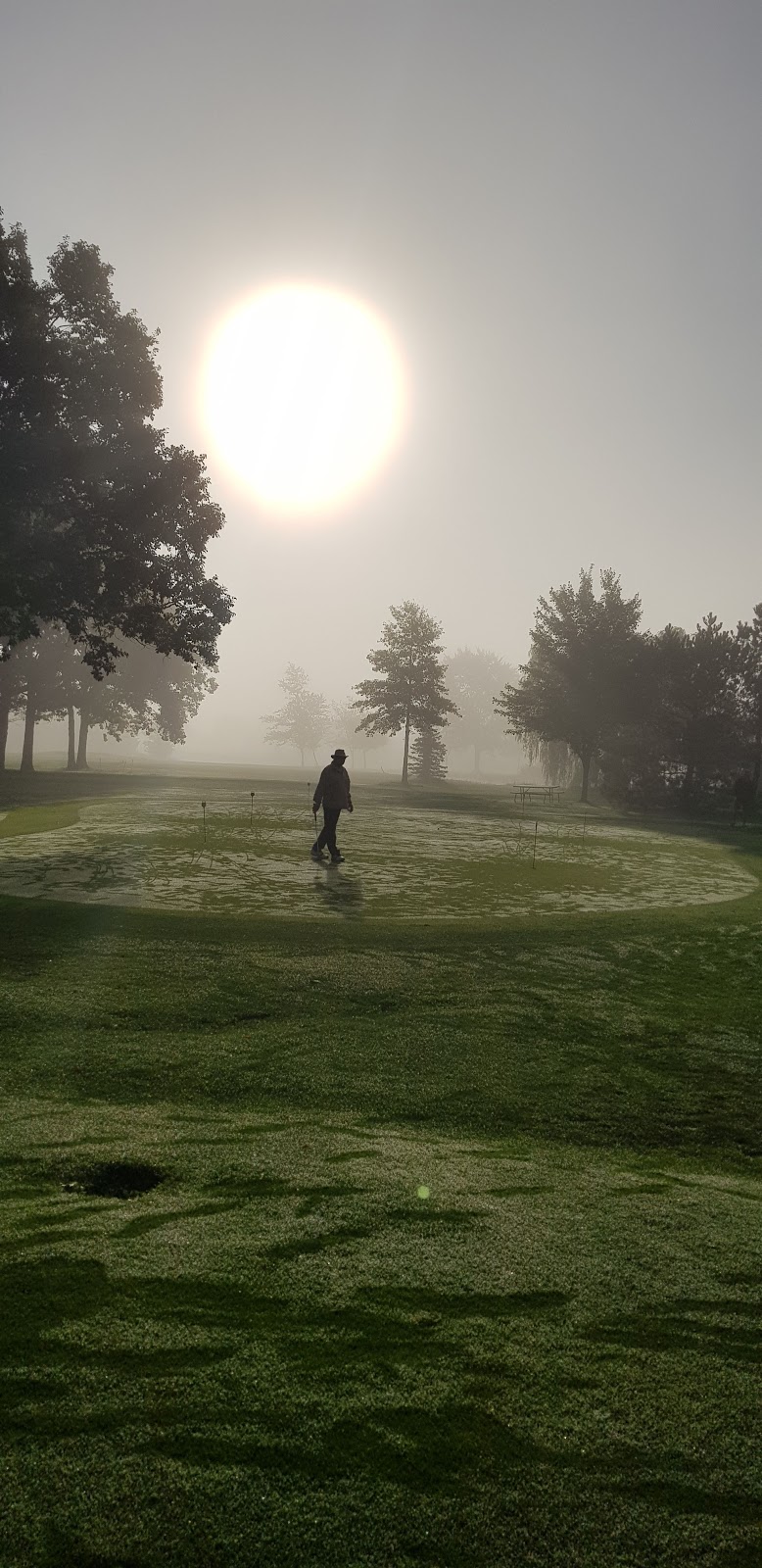 Rolling Meadows Golf & Country Club | 12741 Montrose Rd, Niagara Falls, ON L2G 5R9, Canada | Phone: (905) 384-9894