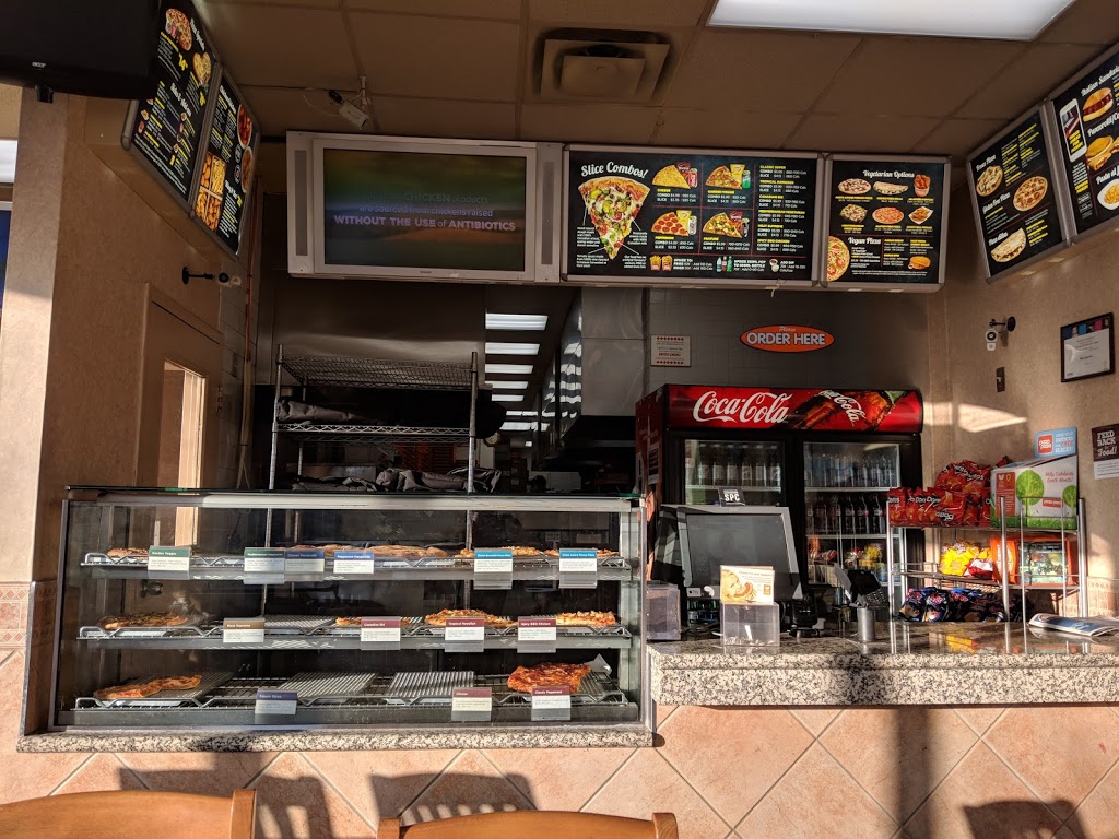 Pizza Pizza | 7125 Goreway Dr Unit #A, Mississauga, ON L4T 2T5, Canada | Phone: (416) 967-1111