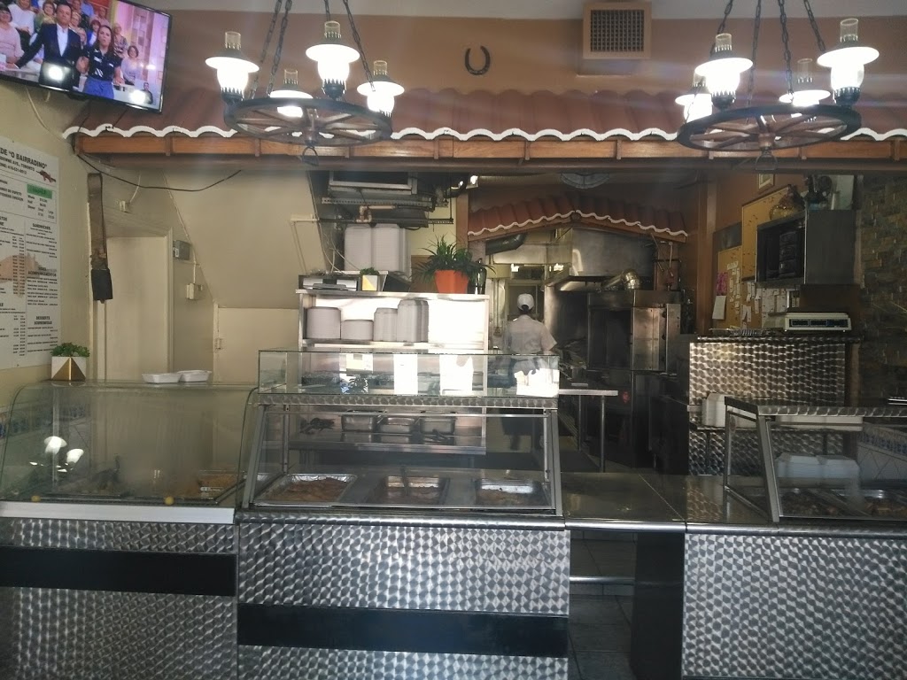 Cantanhede O Bairradino | 662 Lansdowne Ave, Toronto, ON M6H 3Y8, Canada | Phone: (416) 531-6912