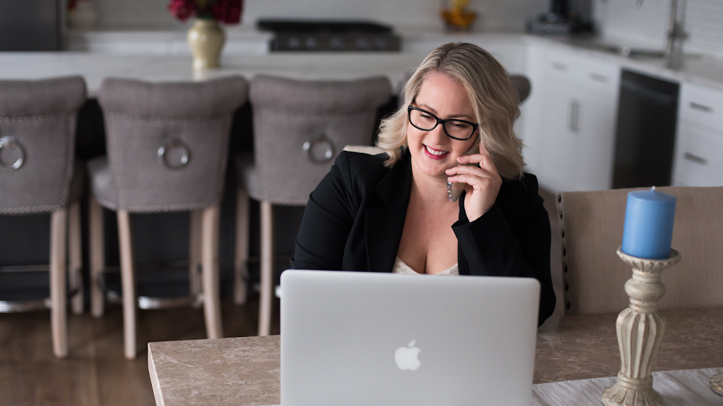 Clarity with Chrystal | 4 Dufferin St #109, Tilbury, ON N0P 2L0, Canada | Phone: (519) 436-9596