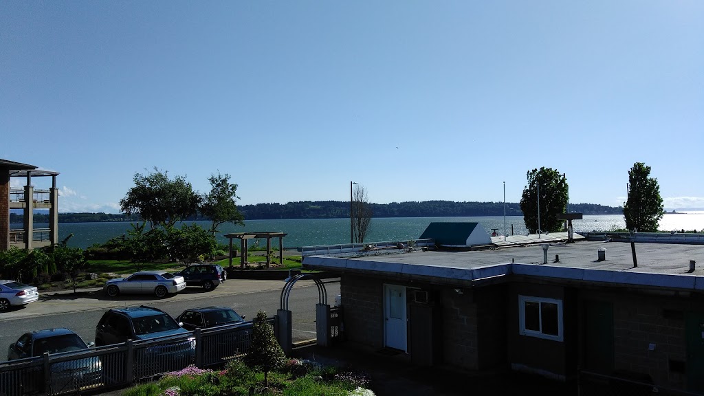 Bayside Motor Inn & Apartments | 340 Alder St, Blaine, WA 98230, USA | Phone: (360) 332-5288