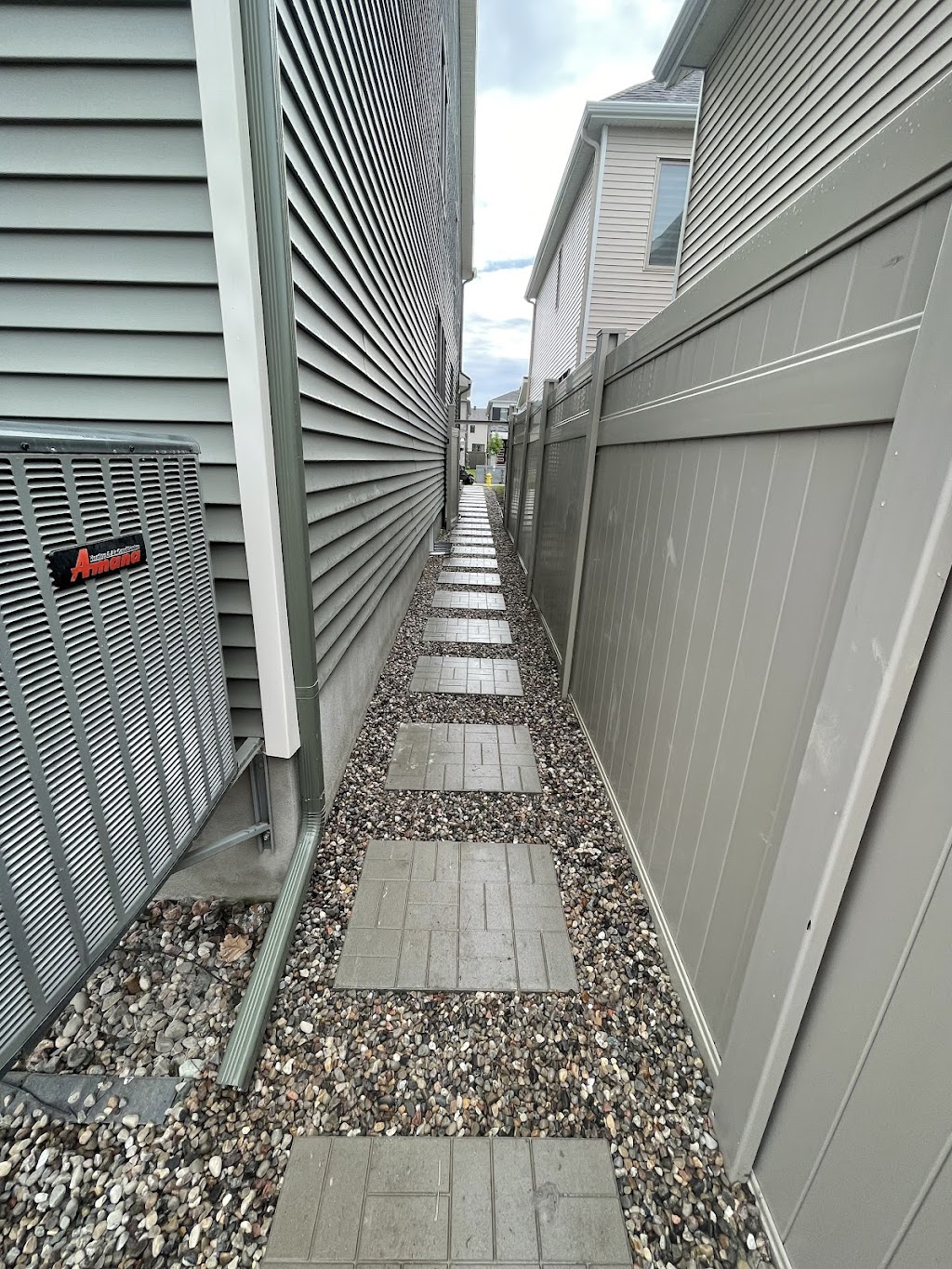 2 Queens Home Services | 519 Nordmann Fir Ct, Ottawa, ON K2V 0N5, Canada | Phone: (613) 518-2511
