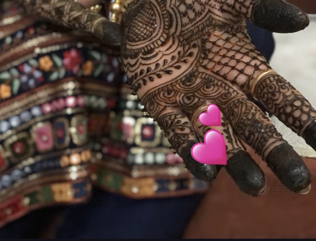 Henna Designs by Ali | 2088 Westbury Rd, Ottawa, ON K2C 1G8, Canada | Phone: (438) 483-1505
