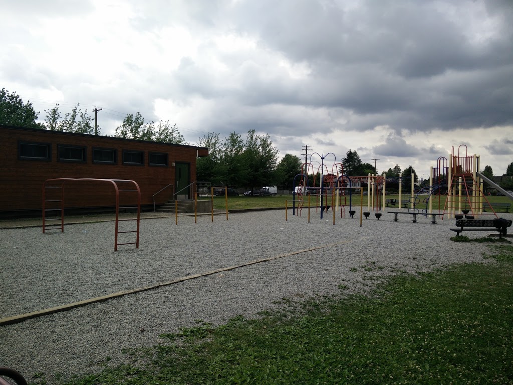Pitt Meadows Elementary School | 11941 Harris Rd, Pitt Meadows, BC V3Y 2B5, Canada | Phone: (604) 465-5828