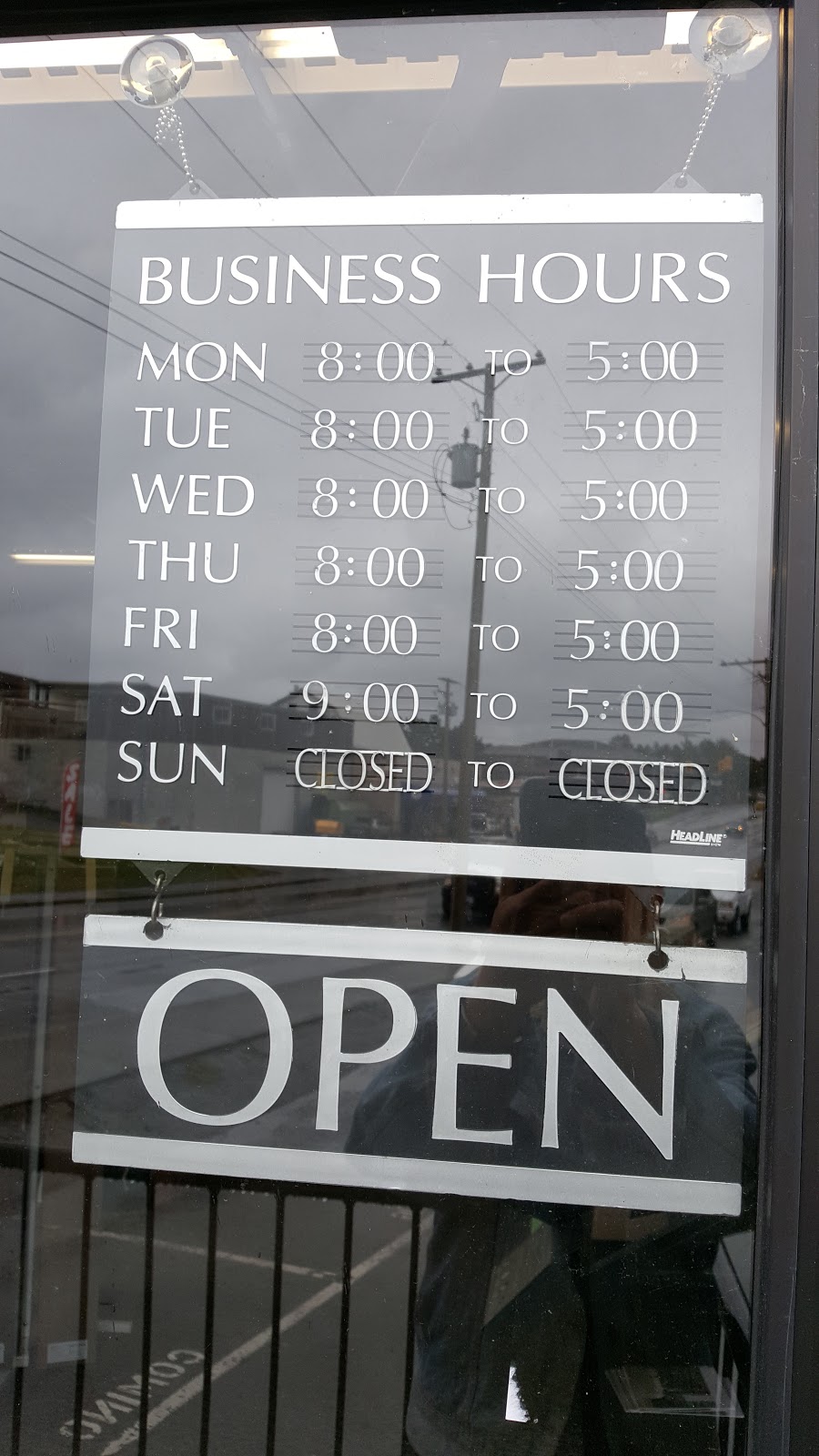 Comino Carpets | 3950 Quadra St, Victoria, BC V8X 1J6, Canada | Phone: (250) 727-6181