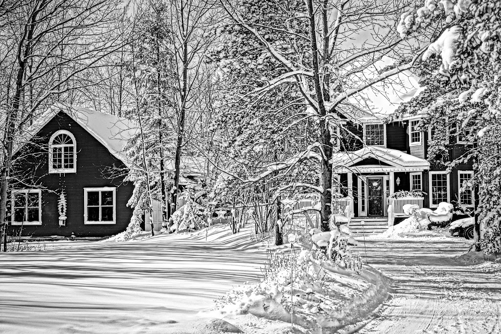 Craigleith Manor Bed & Breakfast | 9 Craigleith Ct, Collingwood, ON L9Y 4W5, Canada | Phone: (705) 293-1170
