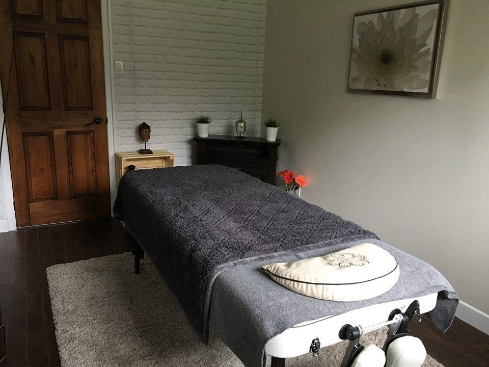 Yoga Dali | 1681 Rue Principale, Saint-Étienne-des-Grès, QC G0X 2P0, Canada | Phone: (819) 383-2253