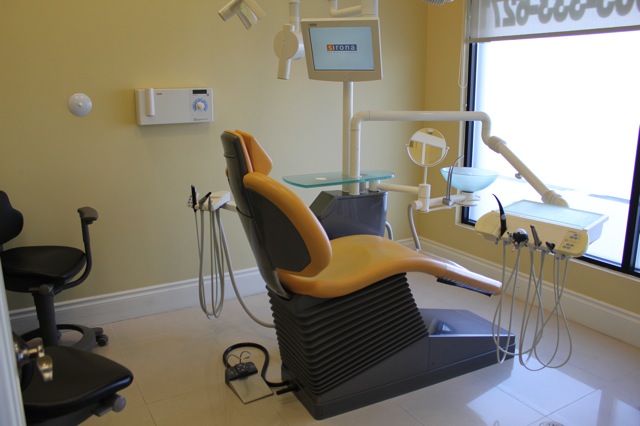 Burloak Dental | 728 Burloak Dr, Burlington, ON L7L 0B1, Canada | Phone: (905) 333-6271