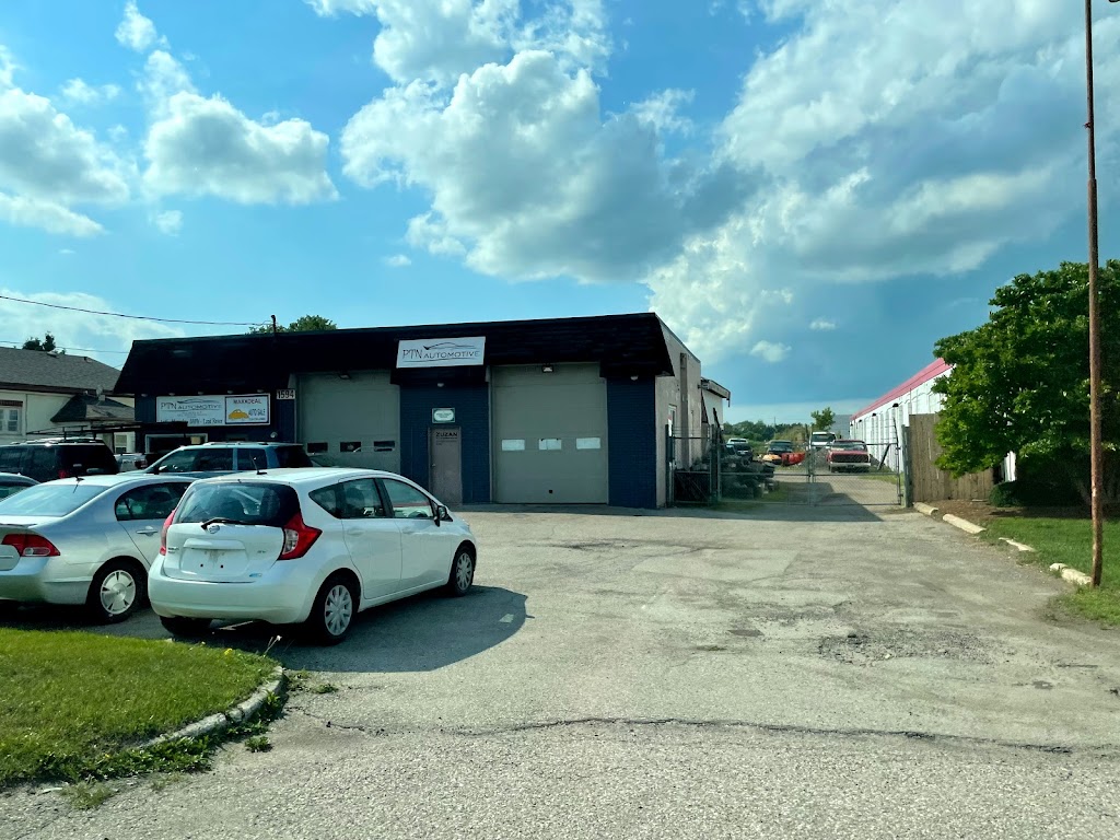 Maxxdeal Auto Sales Inc | 1594 Victoria St N, Kitchener, ON N2B 3E5, Canada | Phone: (519) 731-2960
